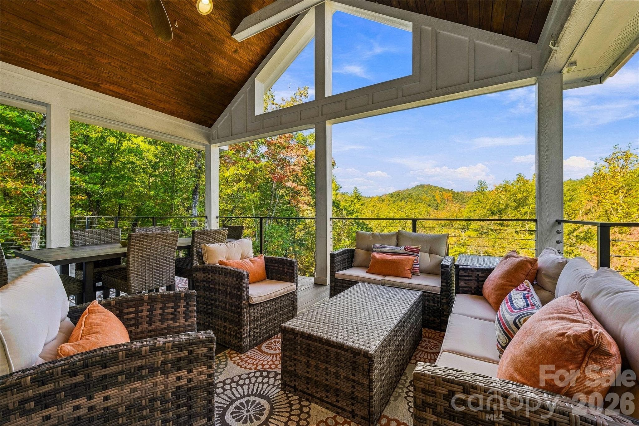 Single Family Residence at 108 Wolf Shoals Drive, Hendersonville, photo 27 of 35