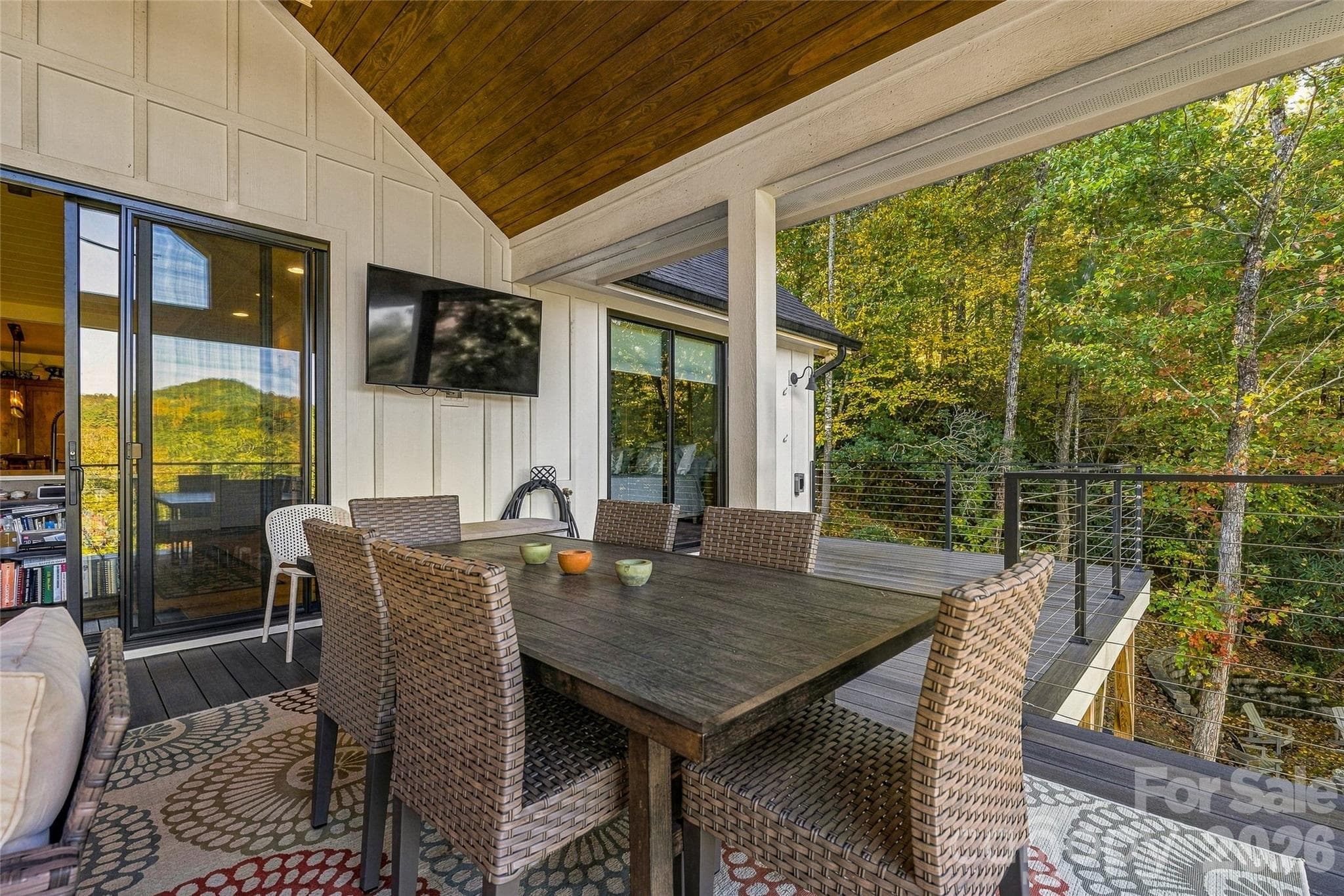 Single Family Residence at 108 Wolf Shoals Drive, Hendersonville, photo 28 of 35