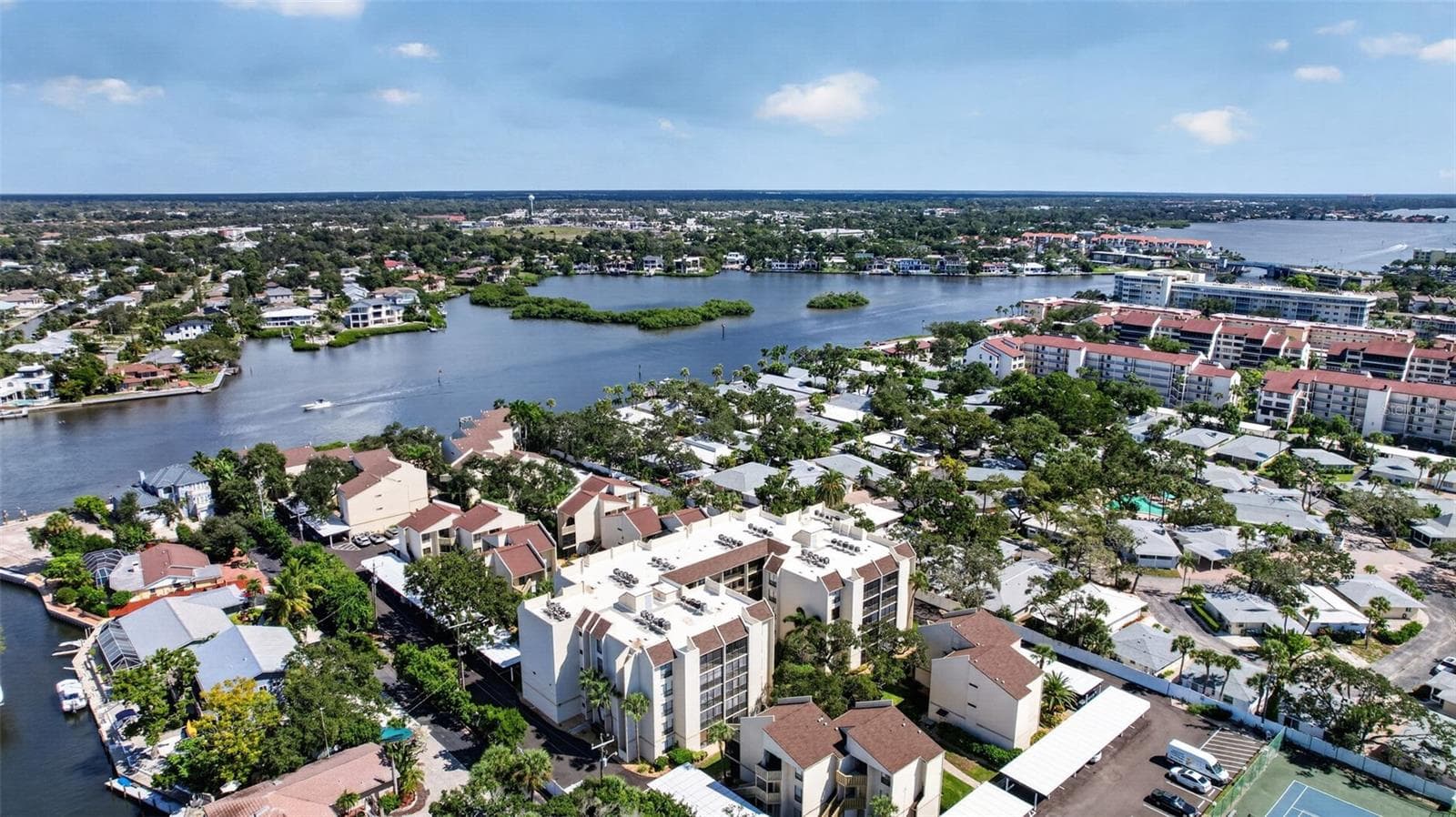Condominium at 6157 MIDNIGHT PASS RD #E53, SARASOTA, photo 38 of 50