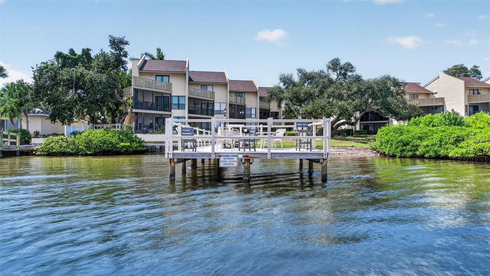 Your own fishing dock. This condo has it all. - 6157 MIDNIGHT PASS RD #E53, SARASOTA