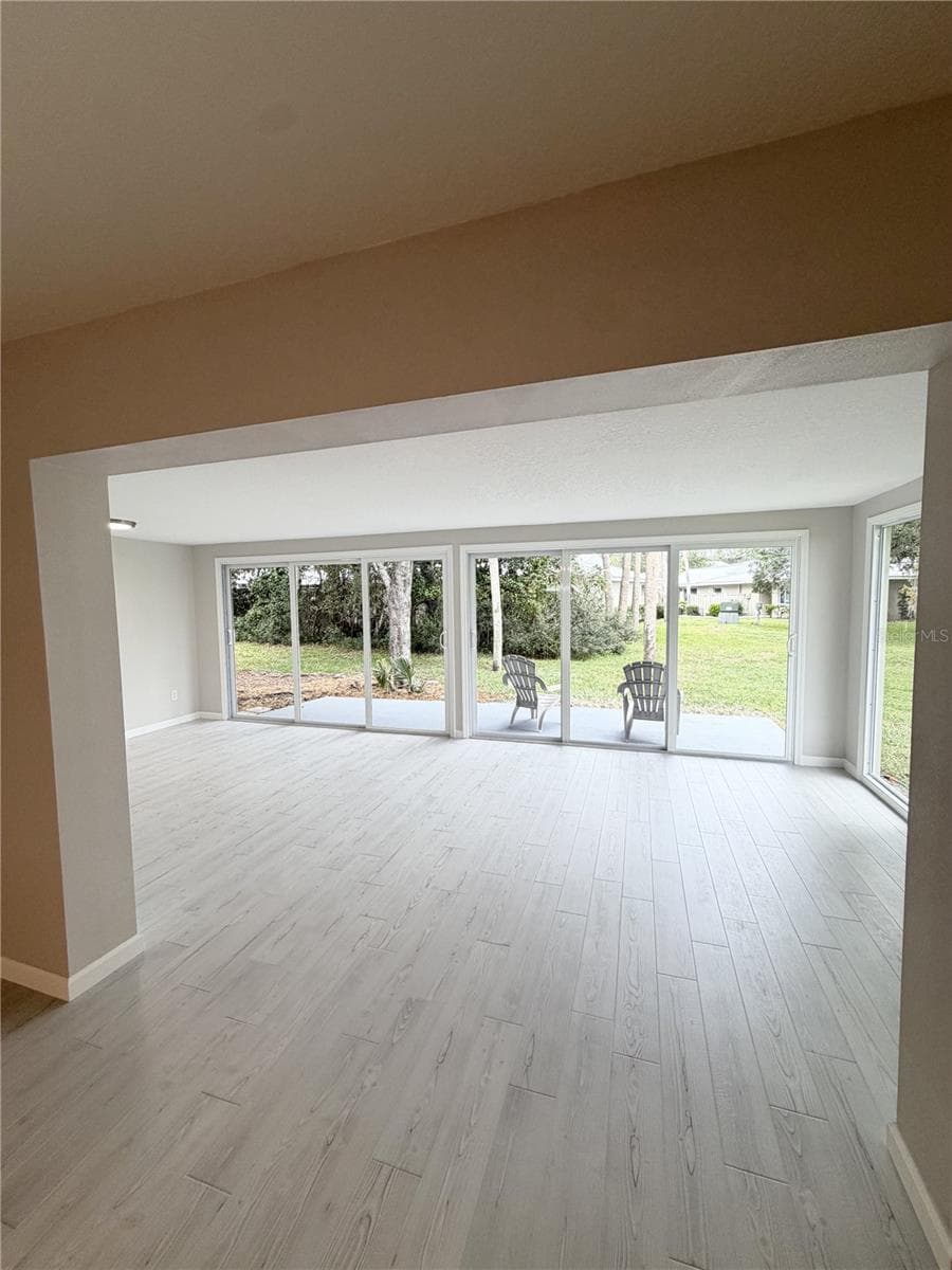 Condominium at 11481 W BAYSHORE DR #105, CRYSTAL RIVER, photo 4 of 23
