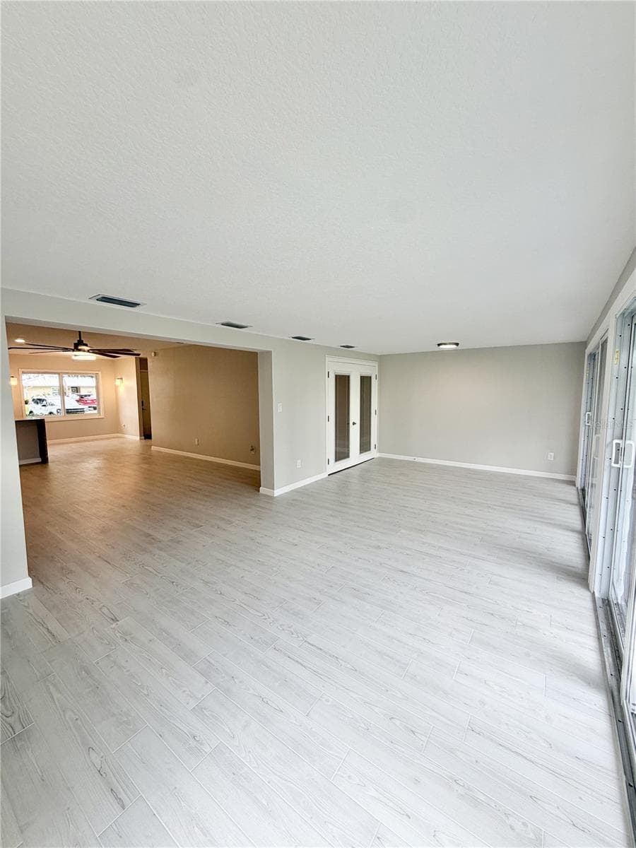 Condominium at 11481 W BAYSHORE DR #105, CRYSTAL RIVER, photo 6 of 23