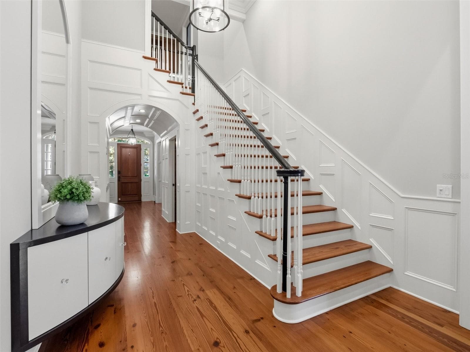 Foyer with Rear-Access Staircase - 1600 LEGION DR, WINTER PARK