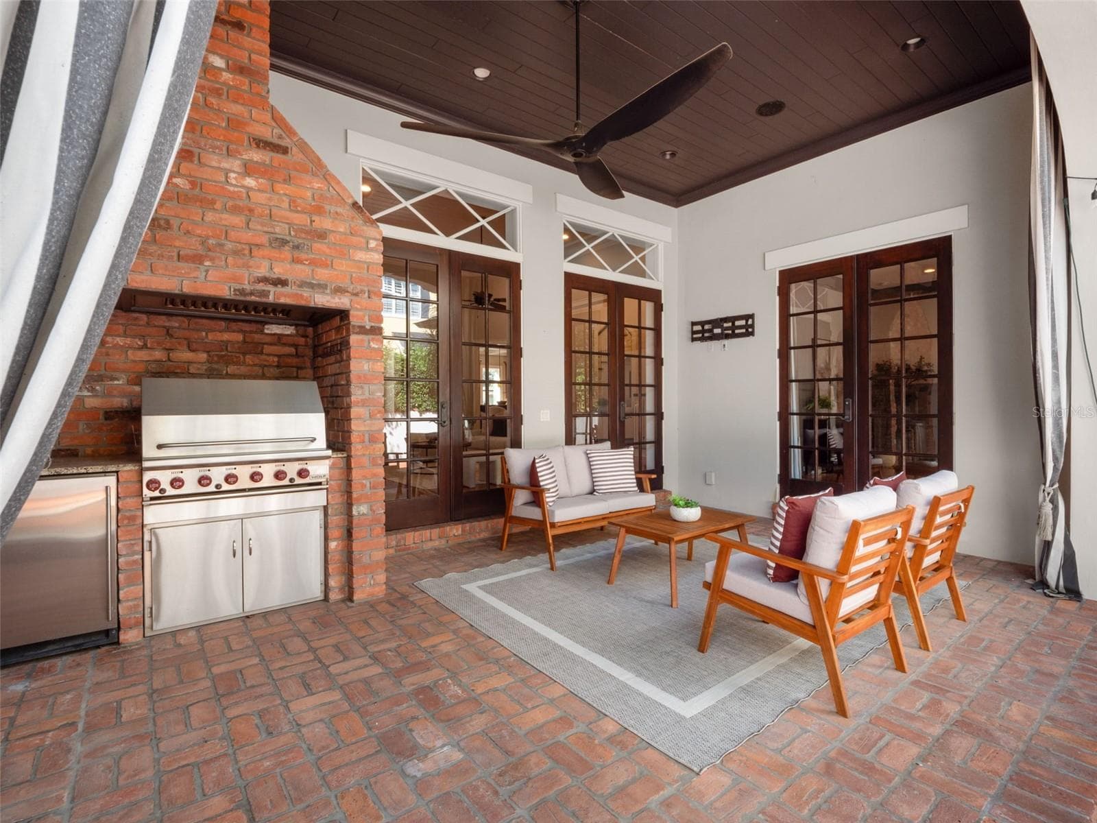 Covered Lanai with Brick Grilling Station - 1600 LEGION DR, WINTER PARK