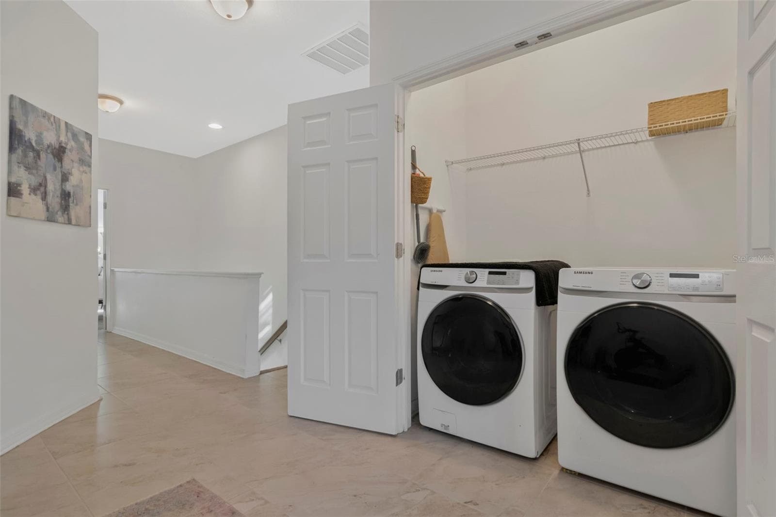 Laundry area - 2455 GOLDEN PASTURE CIR, CLEARWATER