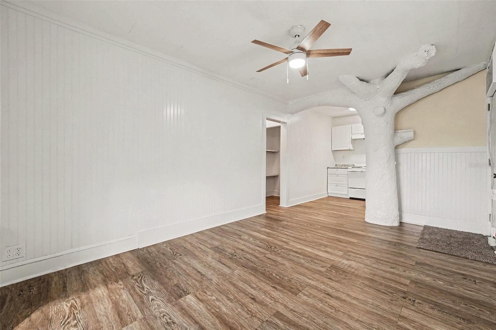 Duplex at 224 KINGSTON AVE, DAYTONA BEACH, photo 11 of 35