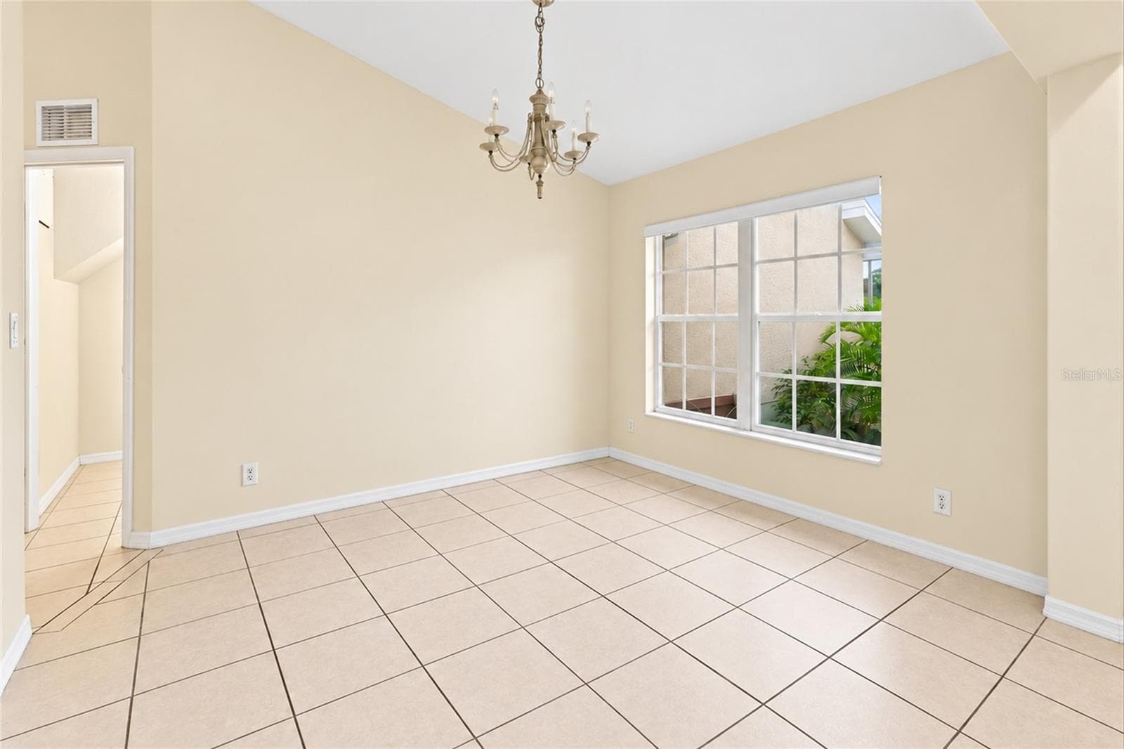 Single Family Residence at 447 RAVENSWOOD BLVD, PORT CHARLOTTE, photo 7 of 45