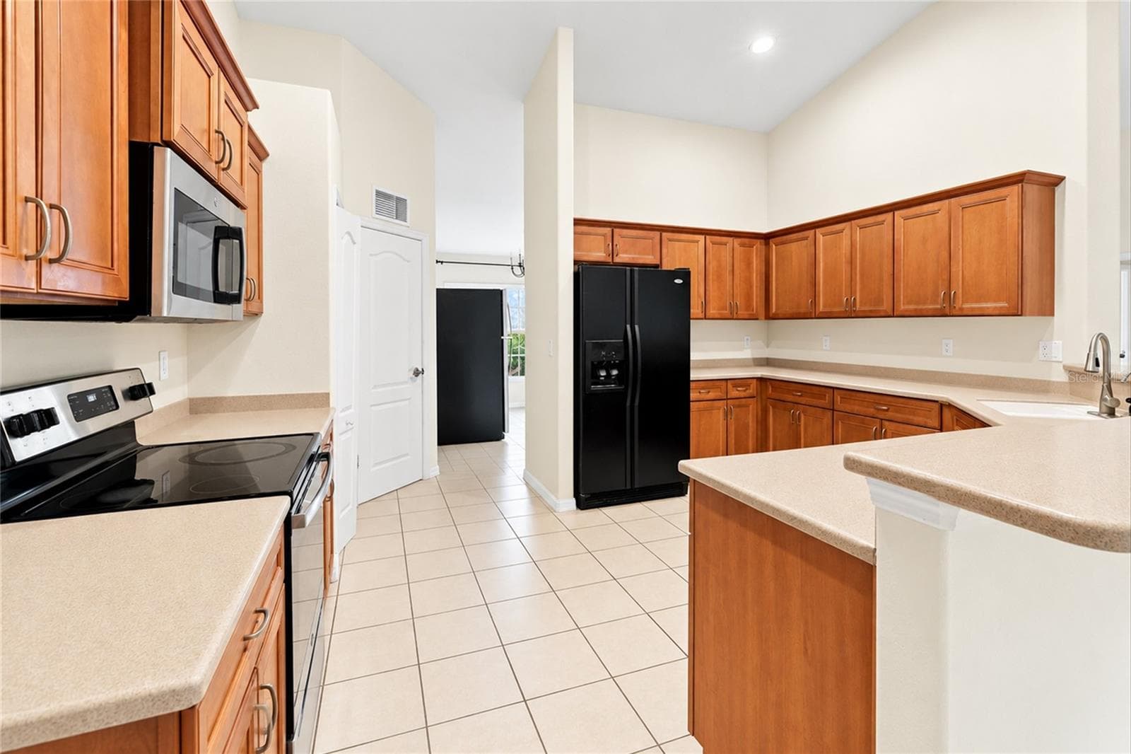 Single Family Residence at 447 RAVENSWOOD BLVD, PORT CHARLOTTE, photo 16 of 45