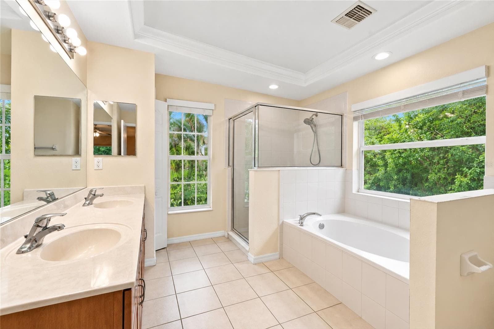 Single Family Residence at 447 RAVENSWOOD BLVD, PORT CHARLOTTE, photo 20 of 45
