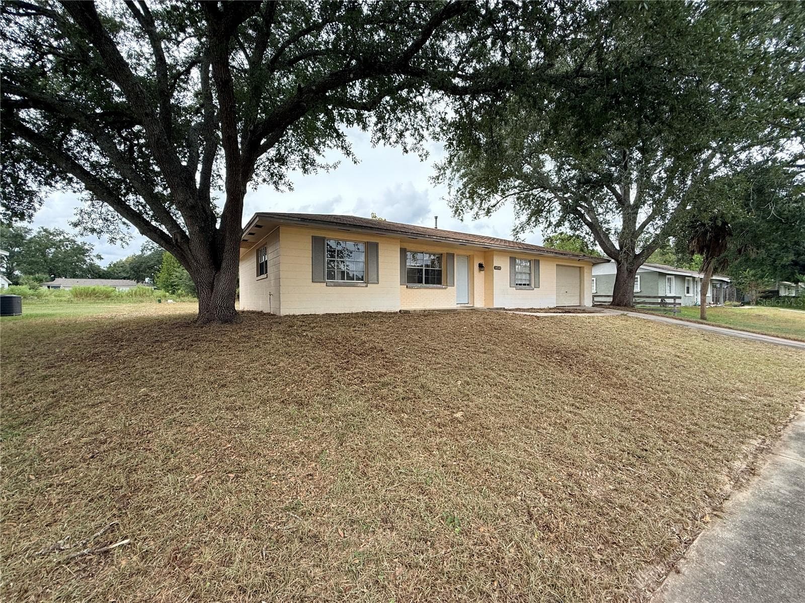 Single Family Residence at 14922 SW 38TH CIR, OCALA, photo 4 of 17