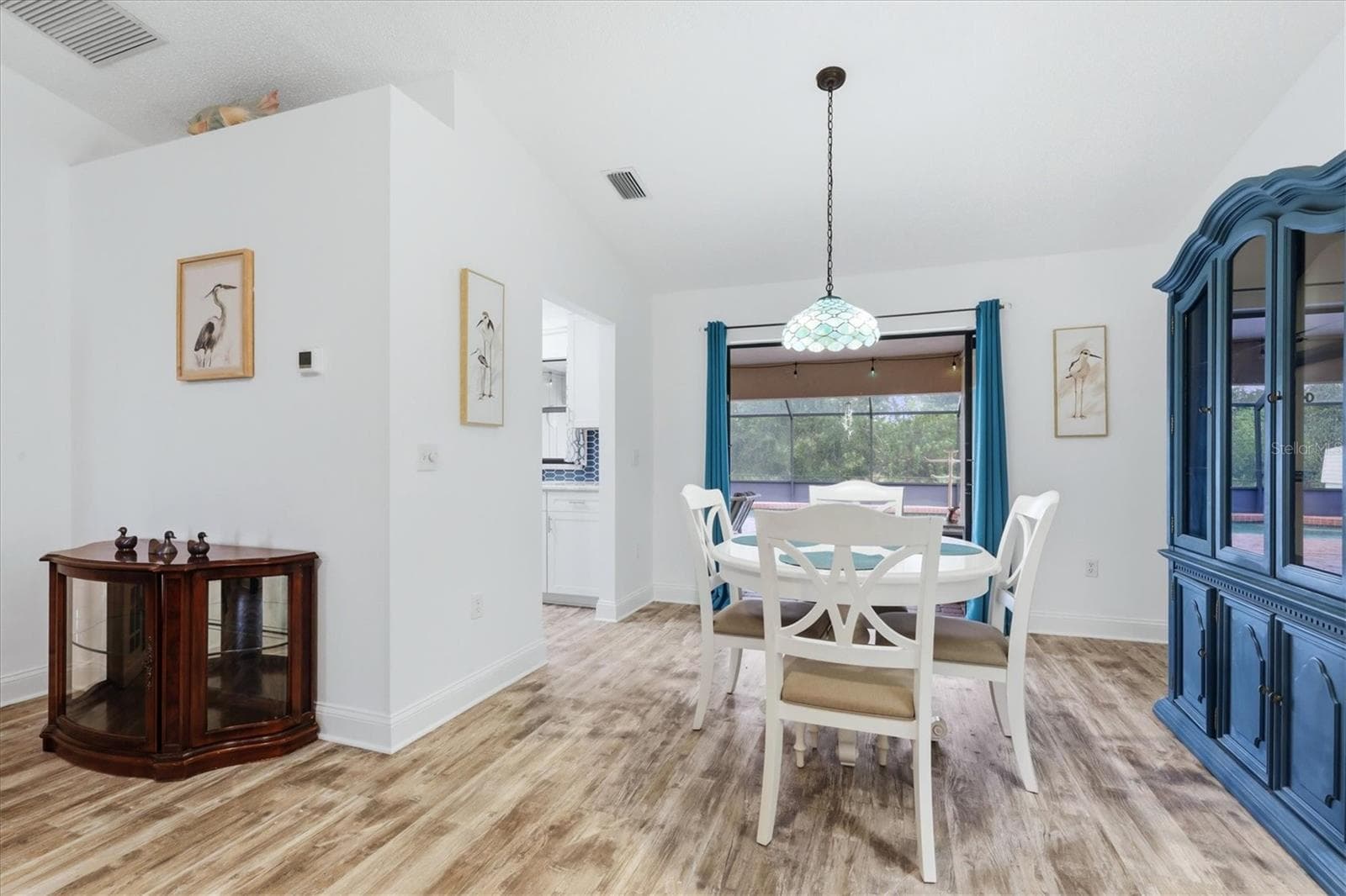 Single Family Residence at 10444 GULFSTREAM BLVD, ENGLEWOOD, photo 8 of 44
