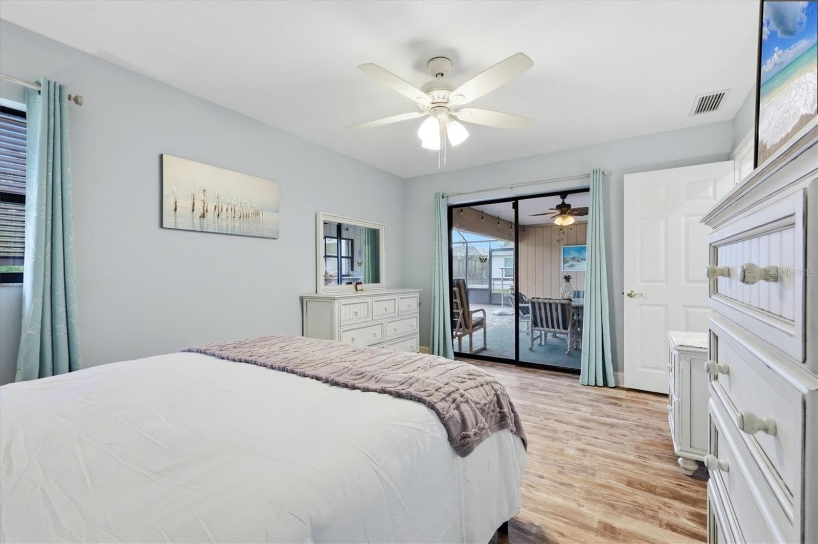 Single Family Residence at 10444 GULFSTREAM BLVD, ENGLEWOOD, photo 20 of 44