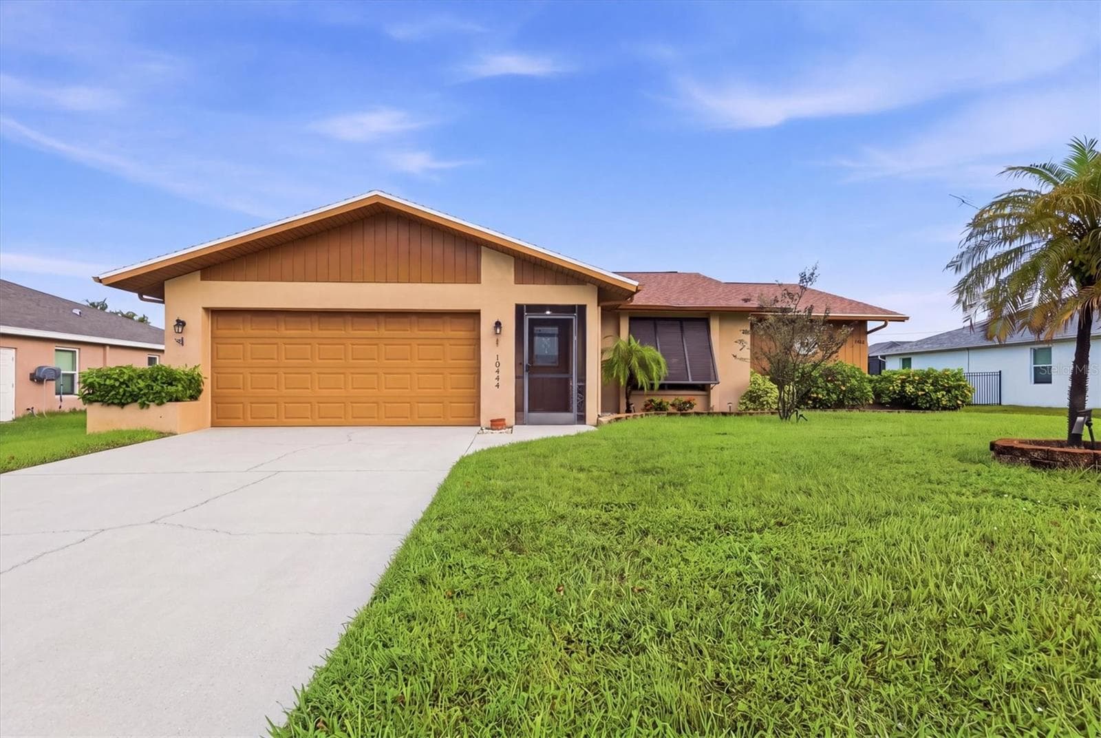 Single Family Residence at 10444 GULFSTREAM BLVD, ENGLEWOOD, photo 41 of 44