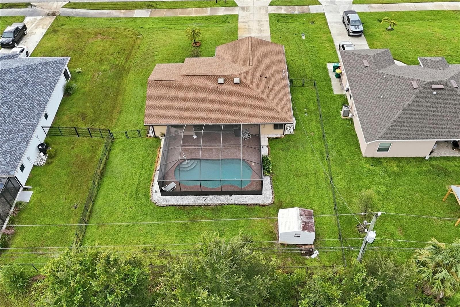 Single Family Residence at 10444 GULFSTREAM BLVD, ENGLEWOOD, photo 42 of 44