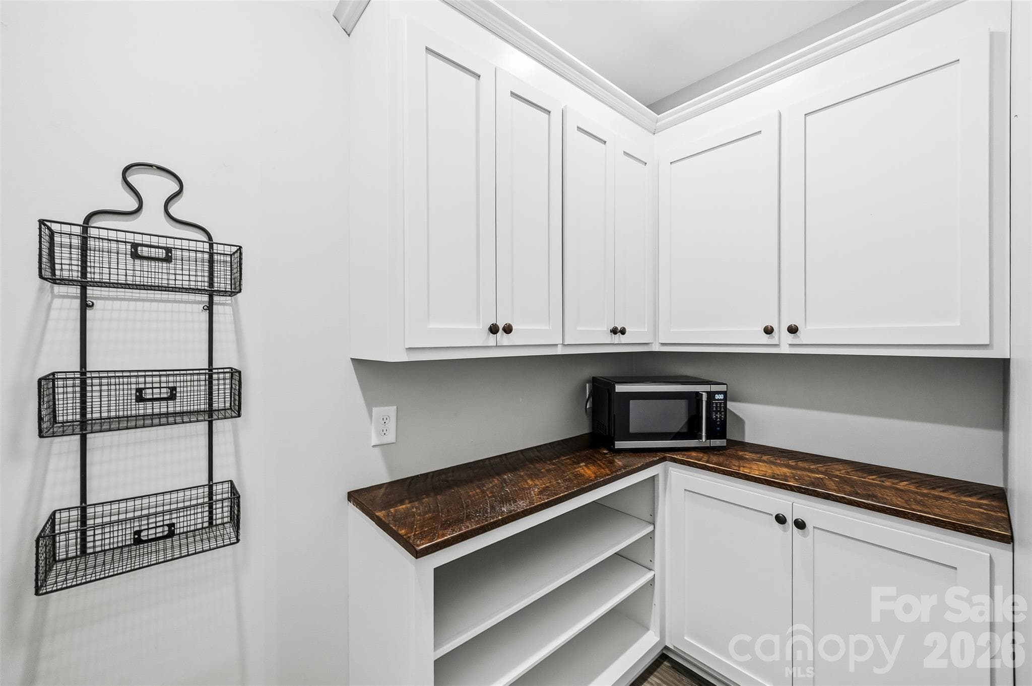 Single Family Residence at 40040 Old Salisbury Road, New London, photo 11 of 46