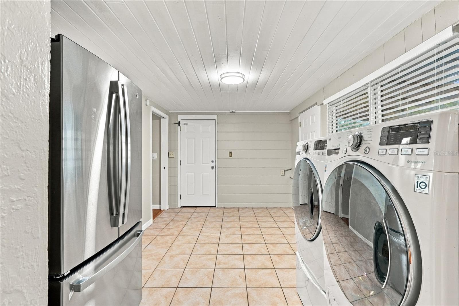 Single Family Residence at 1146 30TH AVE N, ST PETERSBURG, photo 23 of 51