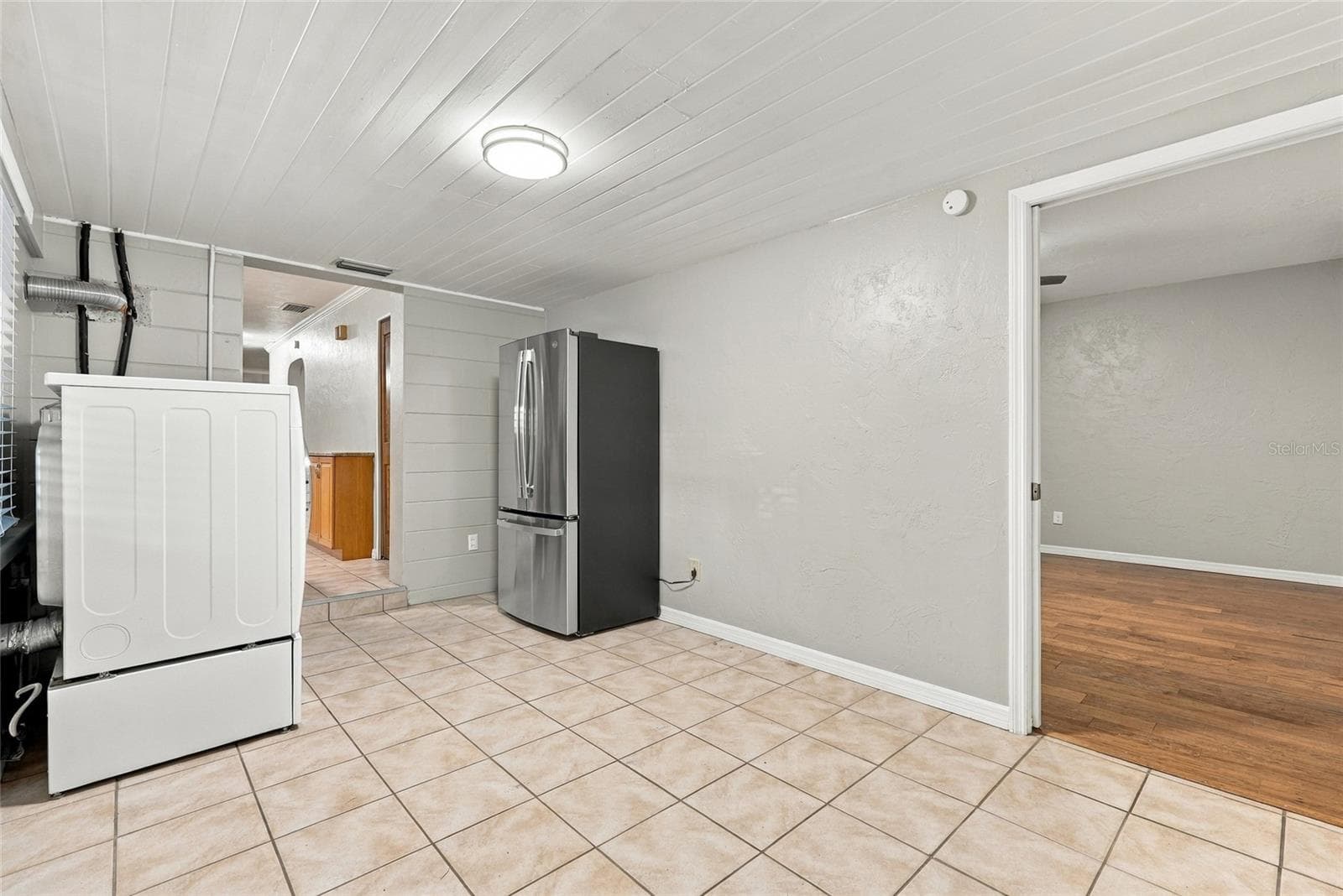 Single Family Residence at 1146 30TH AVE N, ST PETERSBURG, photo 25 of 51