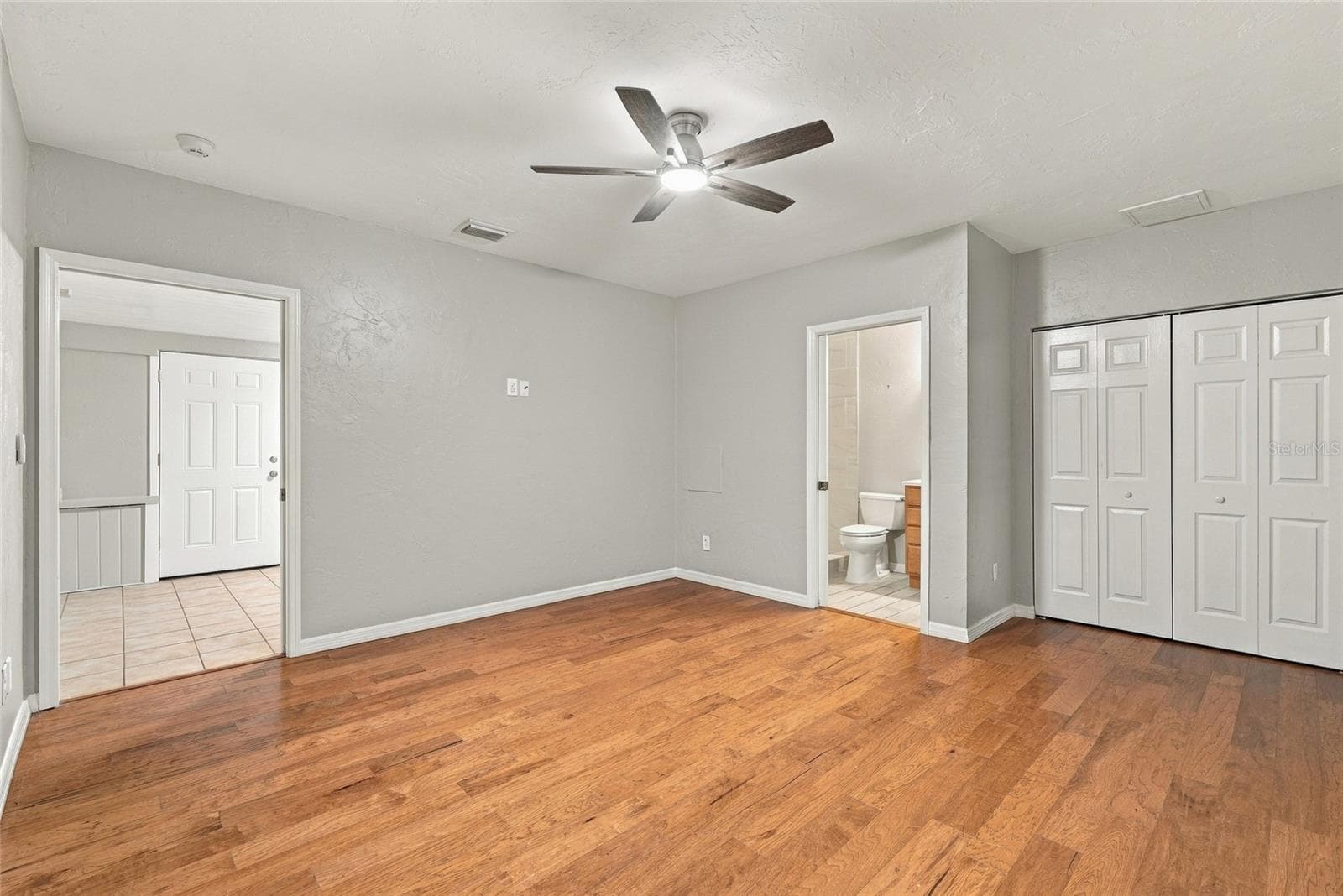 Single Family Residence at 1146 30TH AVE N, ST PETERSBURG, photo 27 of 51