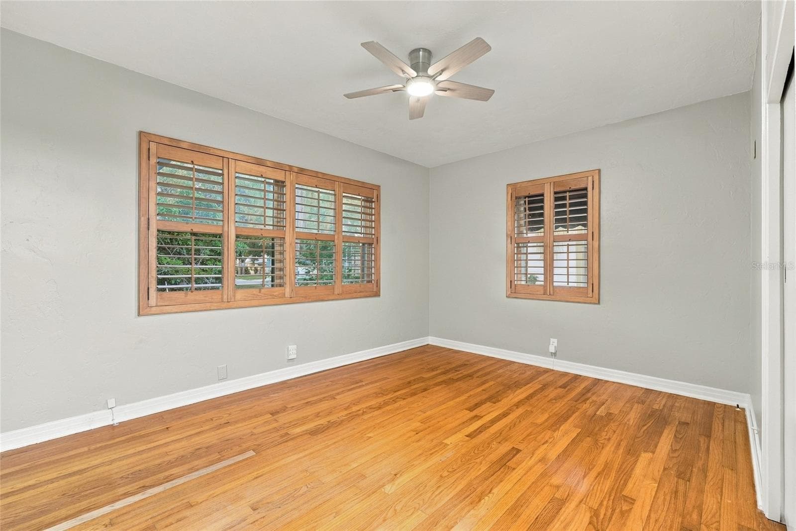 Single Family Residence at 1146 30TH AVE N, ST PETERSBURG, photo 33 of 51