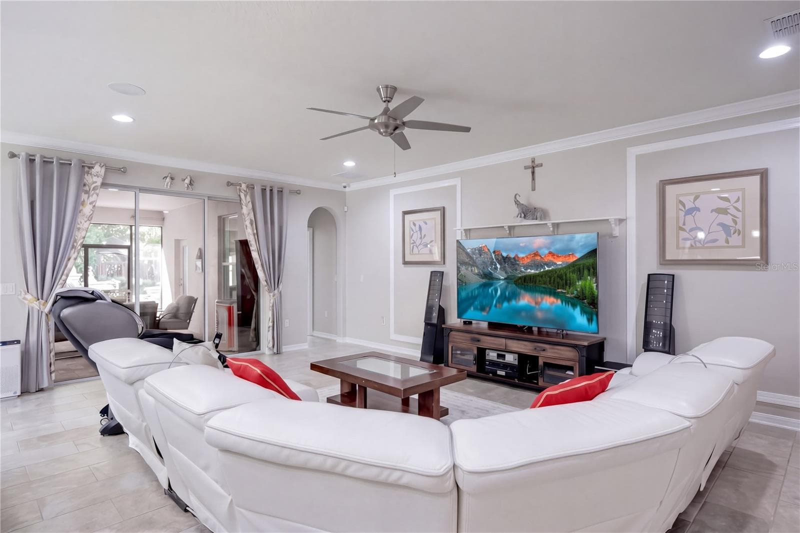 Single Family Residence at 1413 TERRA VERDE WAY, OCOEE, photo 7 of 35