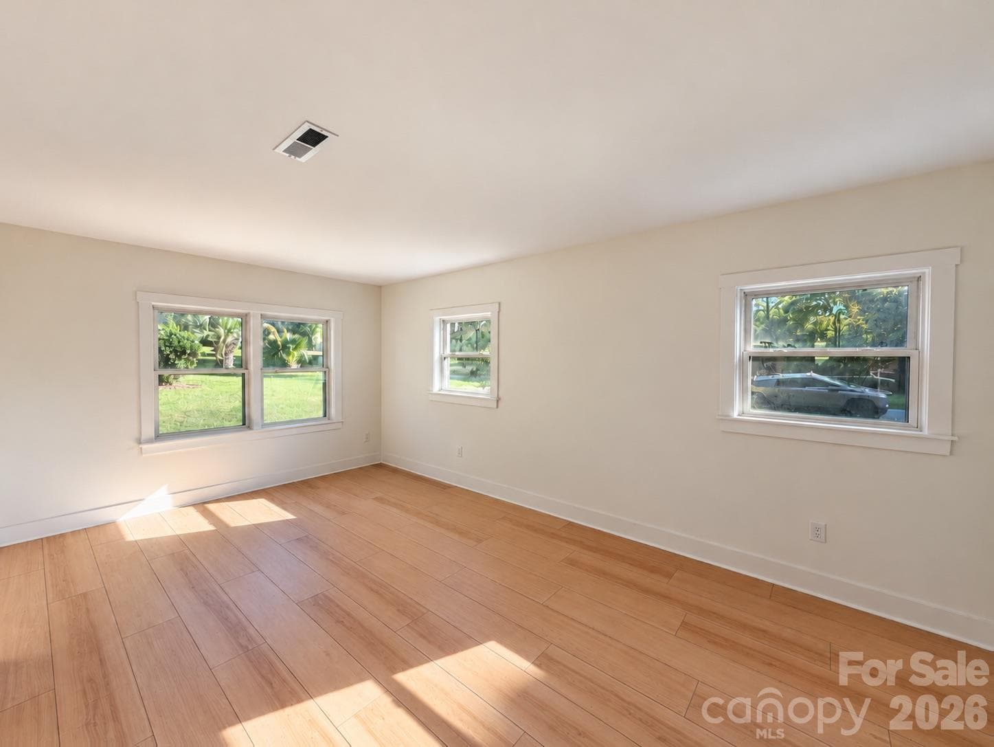Single Family Residence at 1827 Edgewater Drive, Charlotte, photo 17 of 43