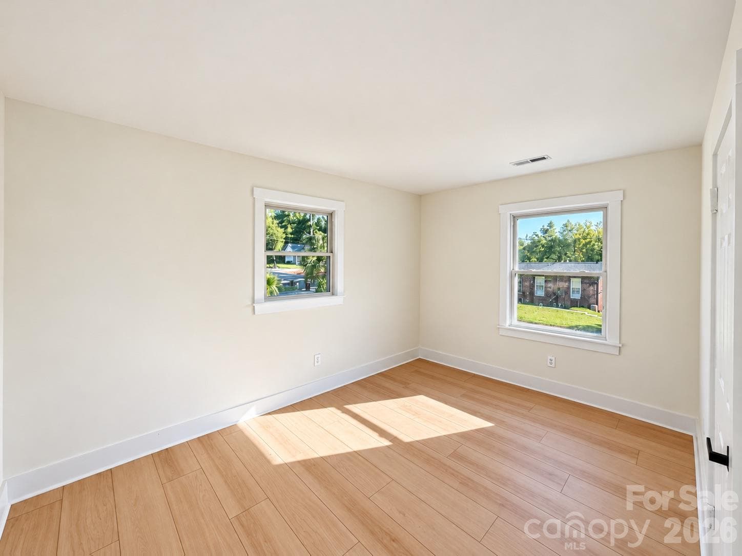 Single Family Residence at 1827 Edgewater Drive, Charlotte, photo 29 of 43