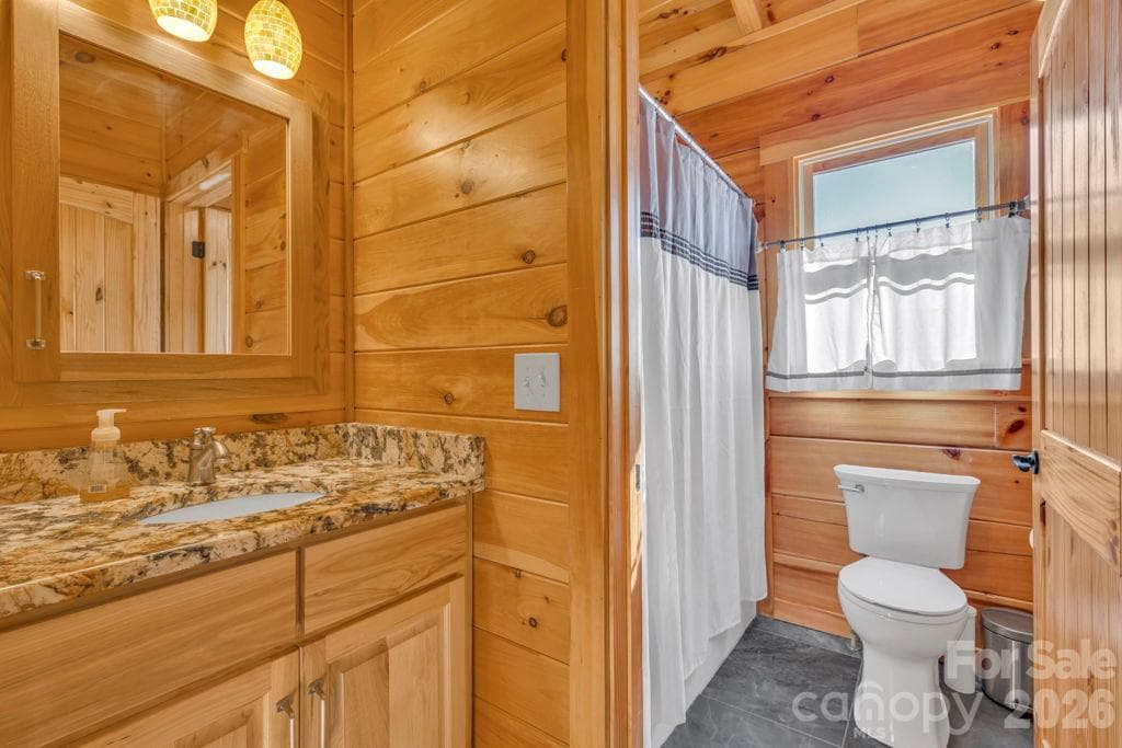 Single Family Residence at 334 Scenic Vista Drive, Nebo, photo 22 of 48