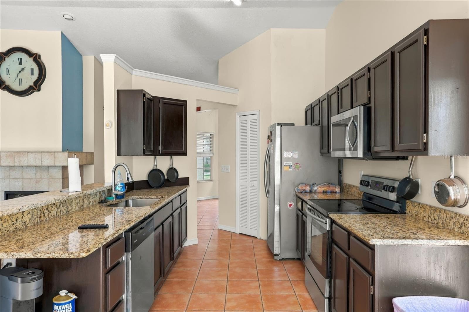 Single Family Residence at 2507 DOVETAIL DR, OCOEE, photo 6 of 28