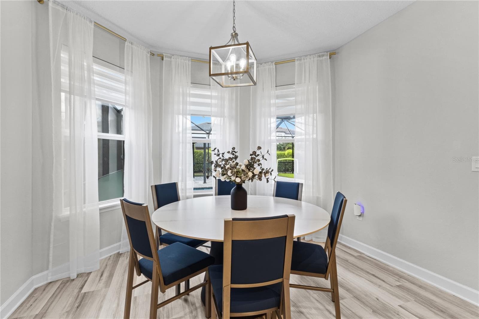 Single Family Residence at 9113 LUNA LN, SARASOTA, photo 17 of 95