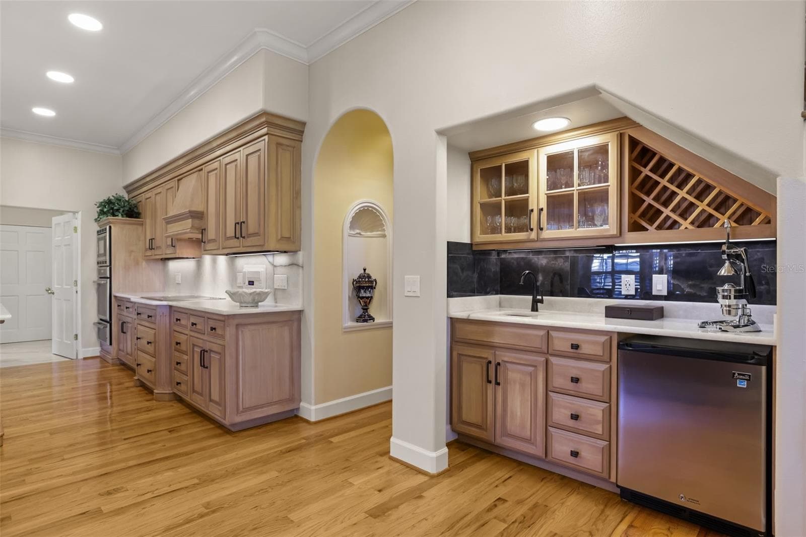 Single Family Residence at 1909 BELFORD CT, MAITLAND, photo 19 of 84