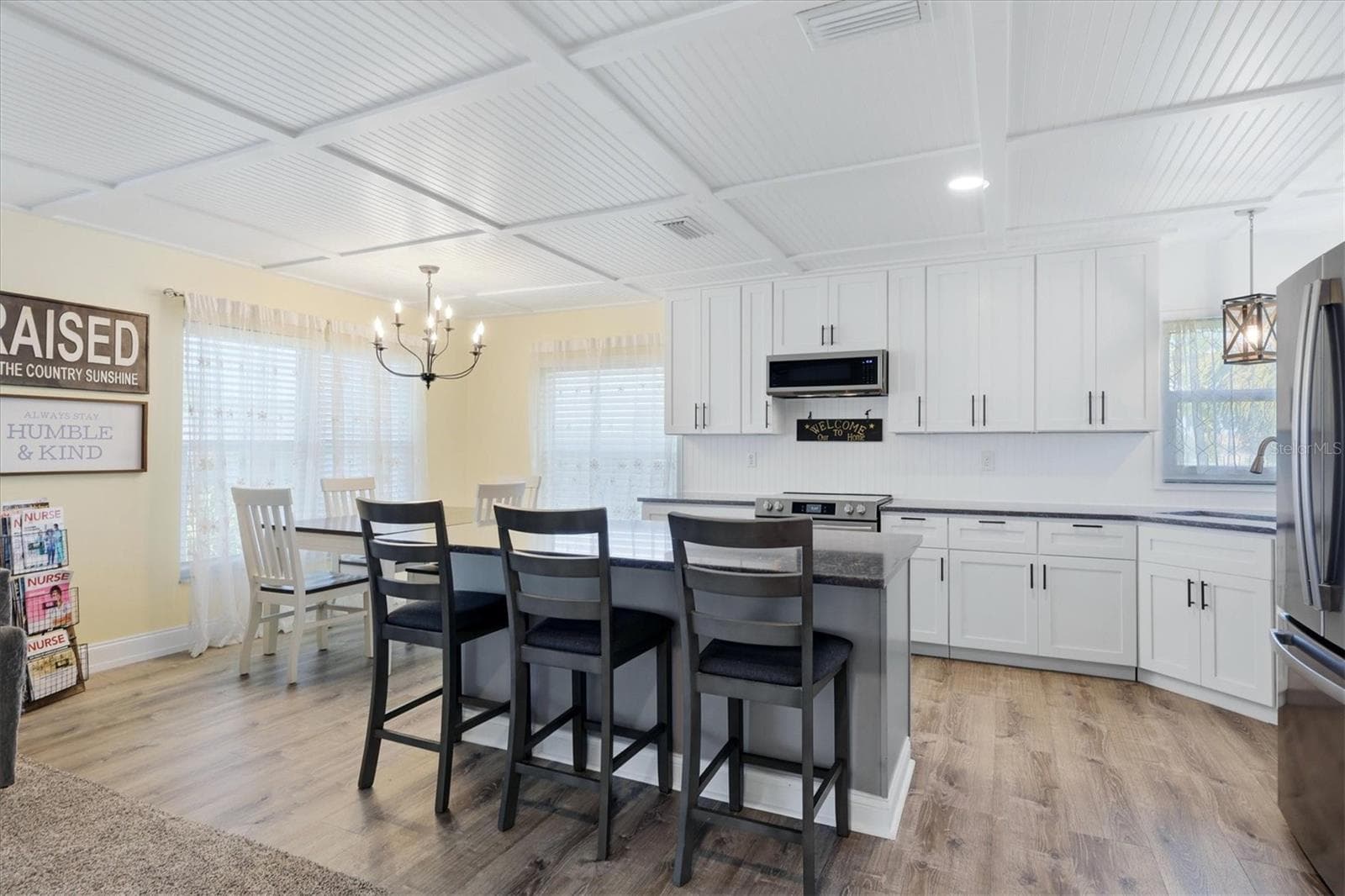 Single Family Residence at 90 OAKLAND HILLS CT, ROTONDA WEST, photo 4 of 63