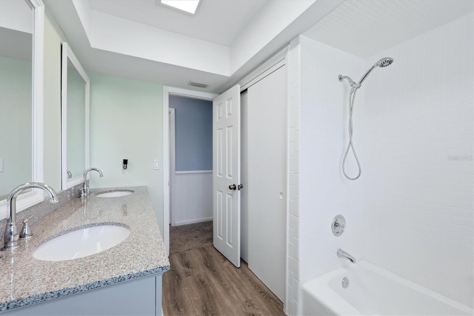 Single Family Residence at 90 OAKLAND HILLS CT, ROTONDA WEST, photo 24 of 63