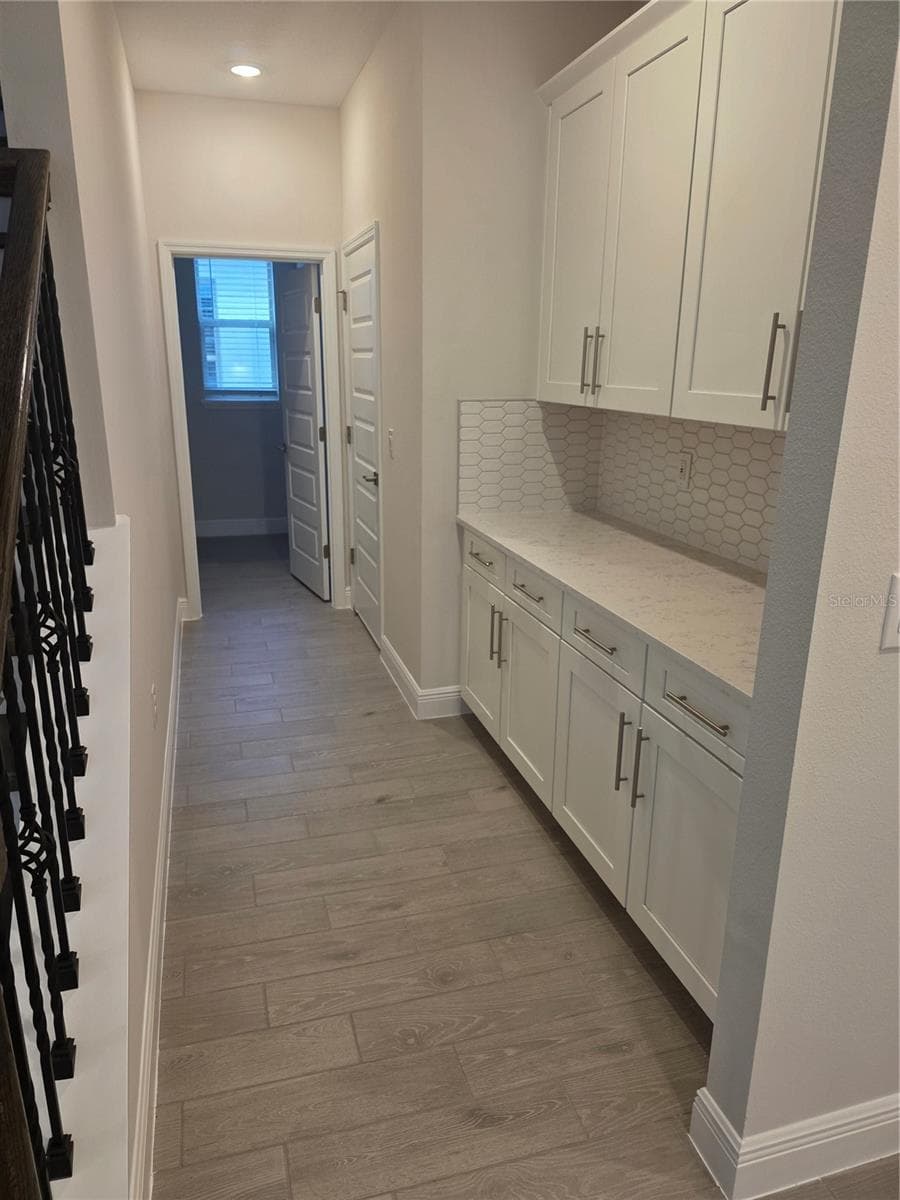 Single Family Residence at 11851 SHINE VIEW LN, WINTER GARDEN, photo 6 of 76