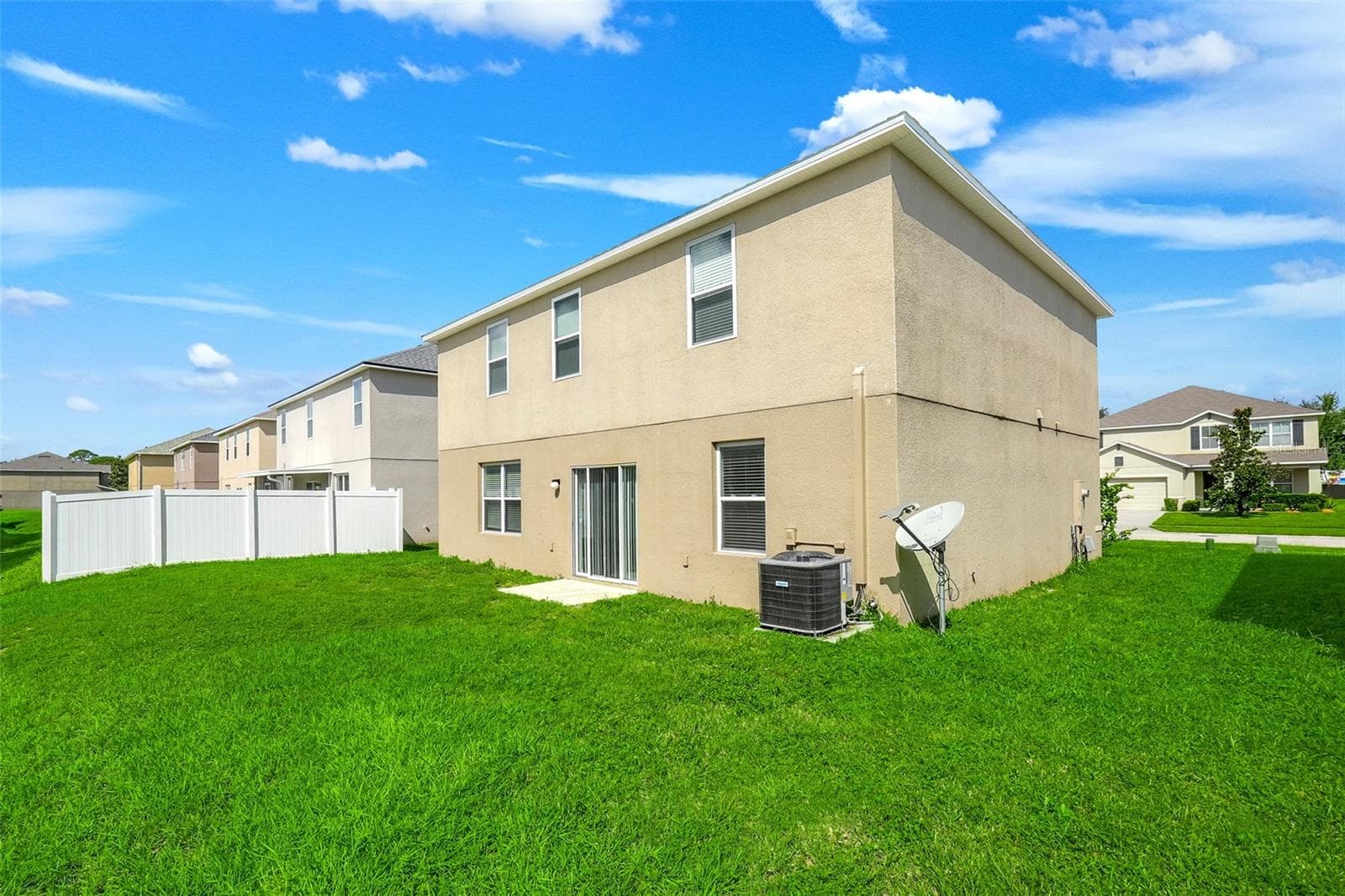 Single Family Residence at 16616 BROADFORD LN, CLERMONT, photo 40 of 51