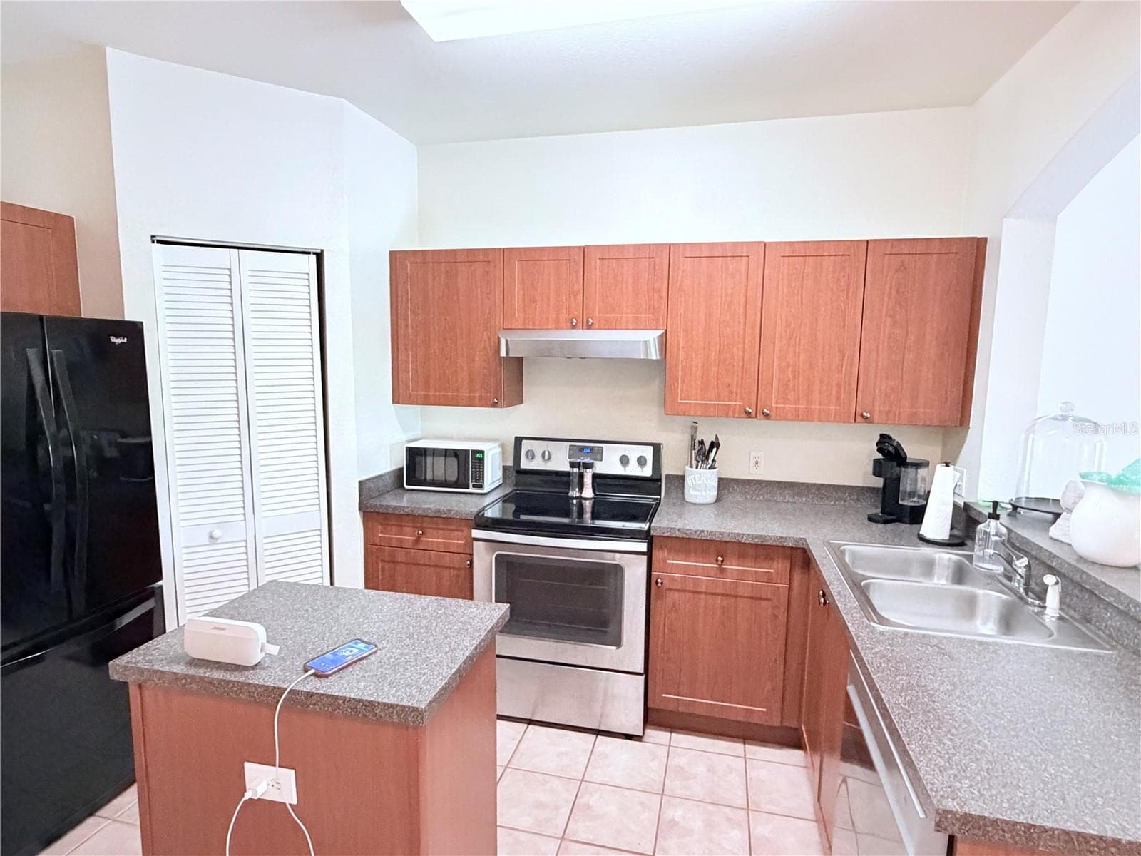 Condominium at 2138 CHIANTI PL #144, PALM HARBOR, photo 4 of 6