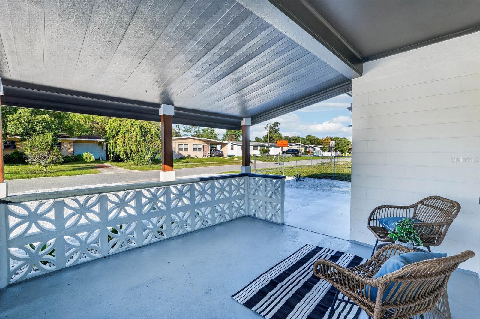 Single Family Residence at 801 LEWIS DR, DAYTONA BEACH, photo 2 of 49