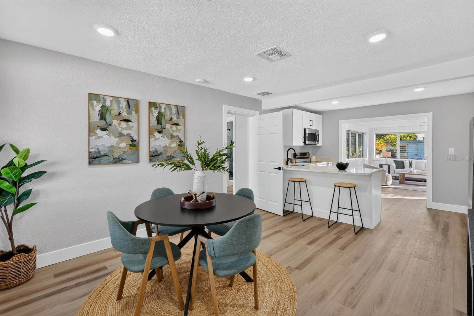 Single Family Residence at 801 LEWIS DR, DAYTONA BEACH, photo 10 of 49