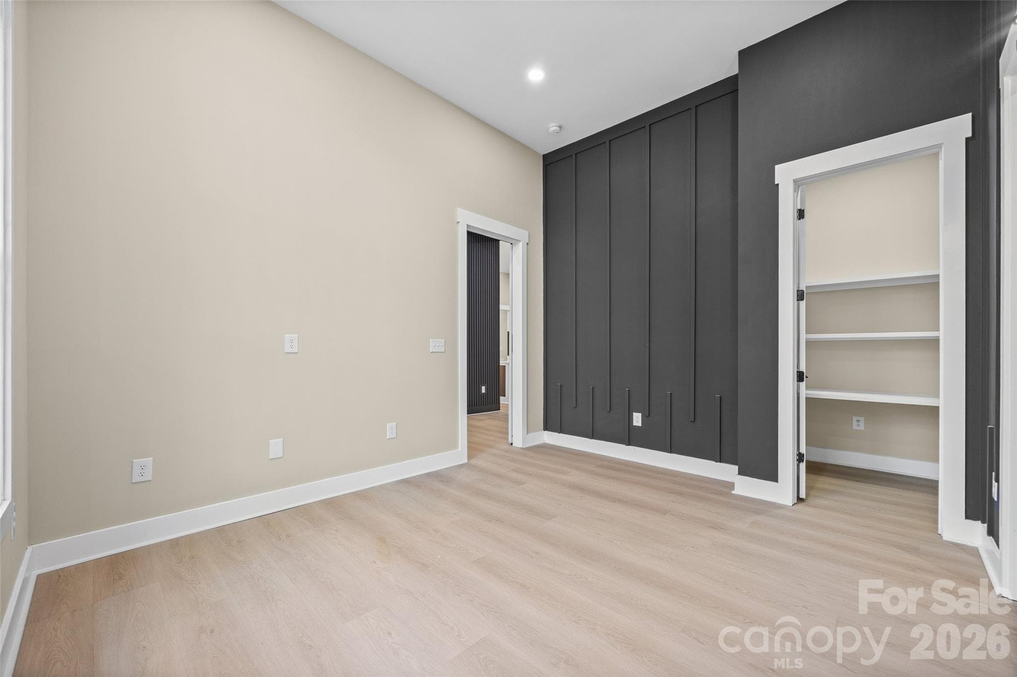 Single Family Residence at 2621 Moon Creek Lane, Clover, photo 6 of 46