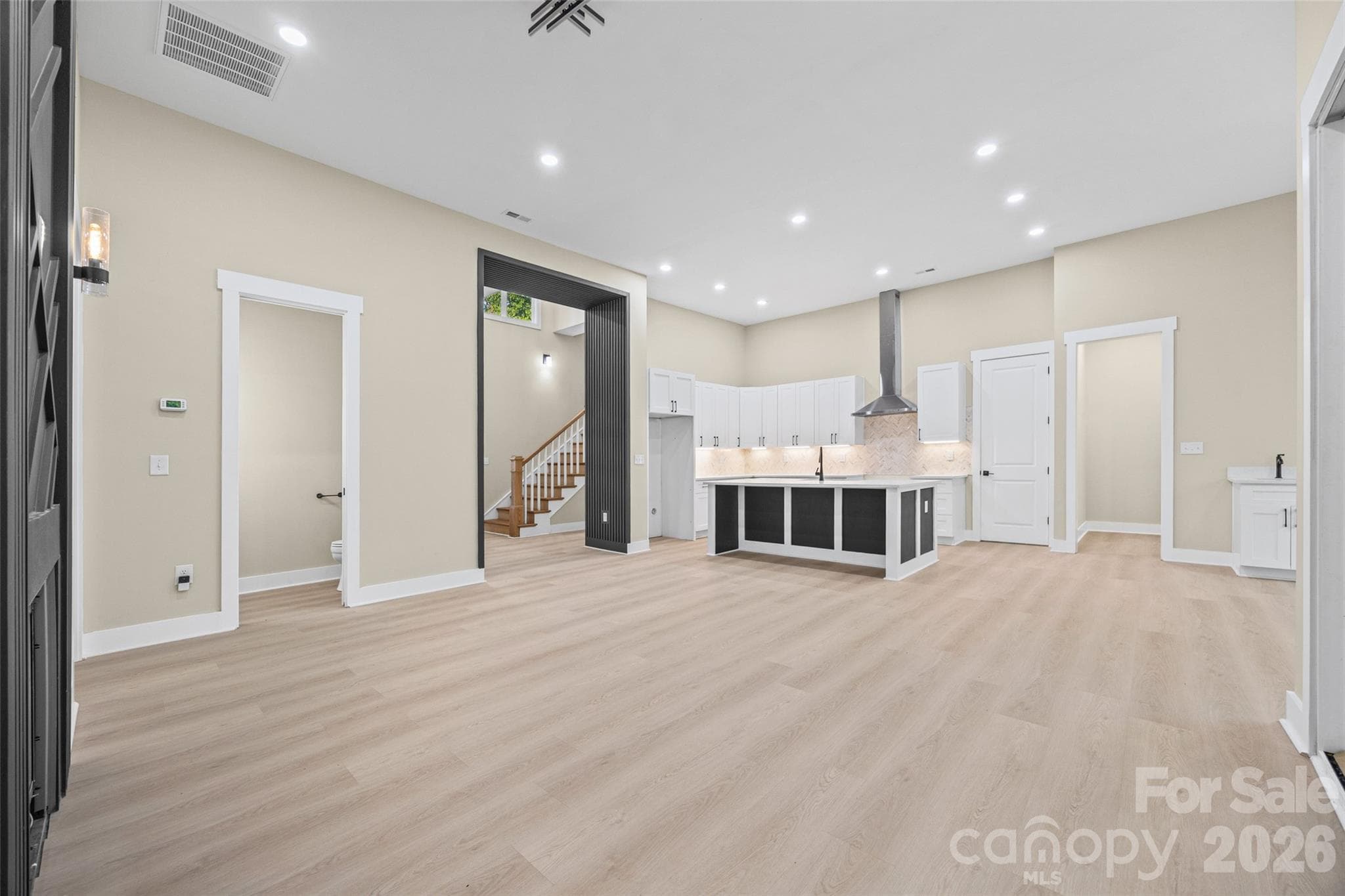 Single Family Residence at 2621 Moon Creek Lane, Clover, photo 10 of 46