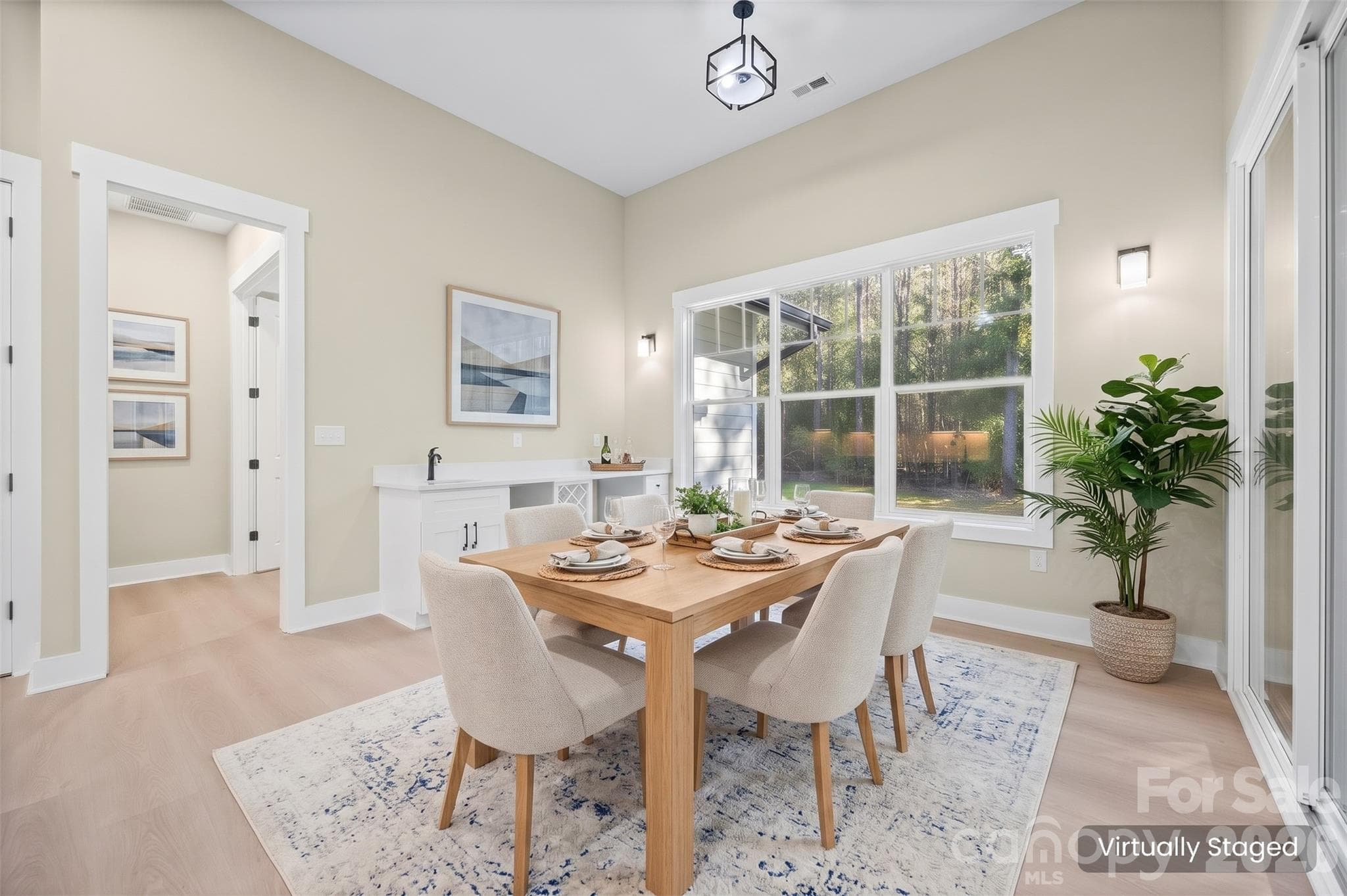 Single Family Residence at 2621 Moon Creek Lane, Clover, photo 12 of 46