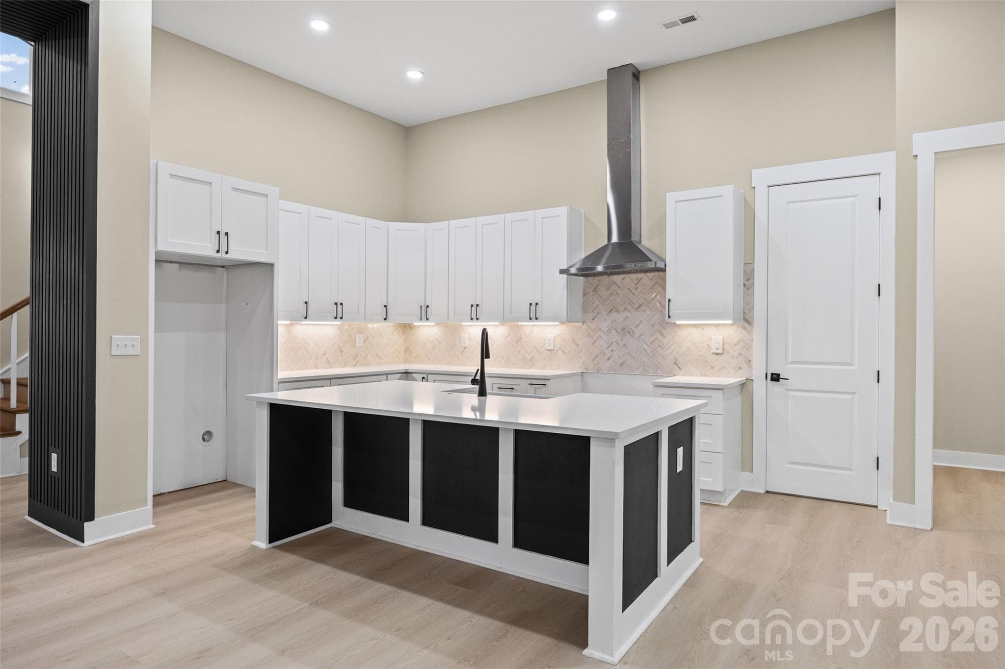 Single Family Residence at 2621 Moon Creek Lane, Clover, photo 14 of 46