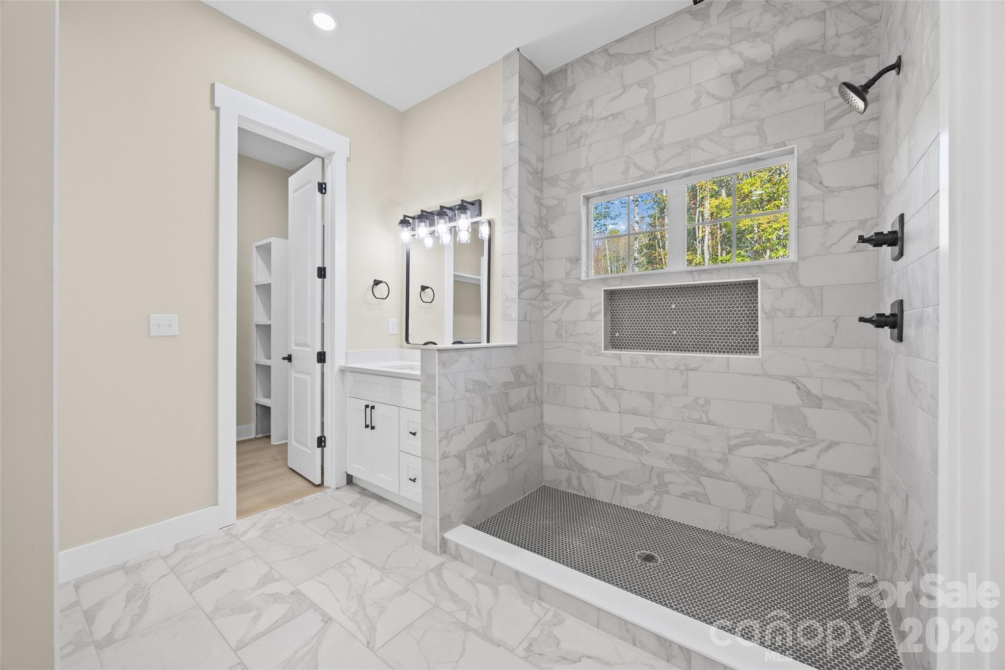Single Family Residence at 2621 Moon Creek Lane, Clover, photo 30 of 46