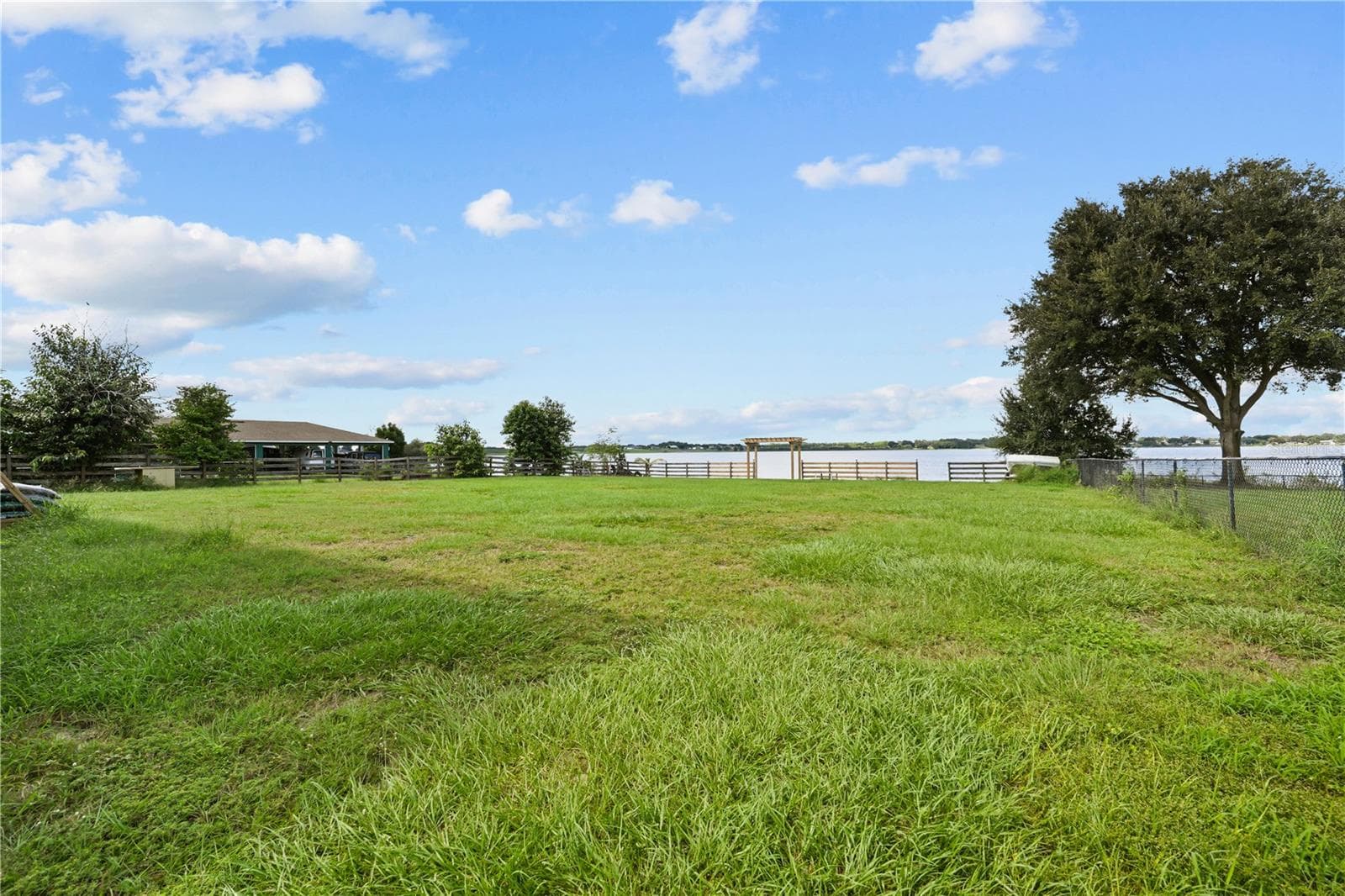 Single Family Residence at 148 VISTA VIEW AVE, EAGLE LAKE, photo 3 of 46