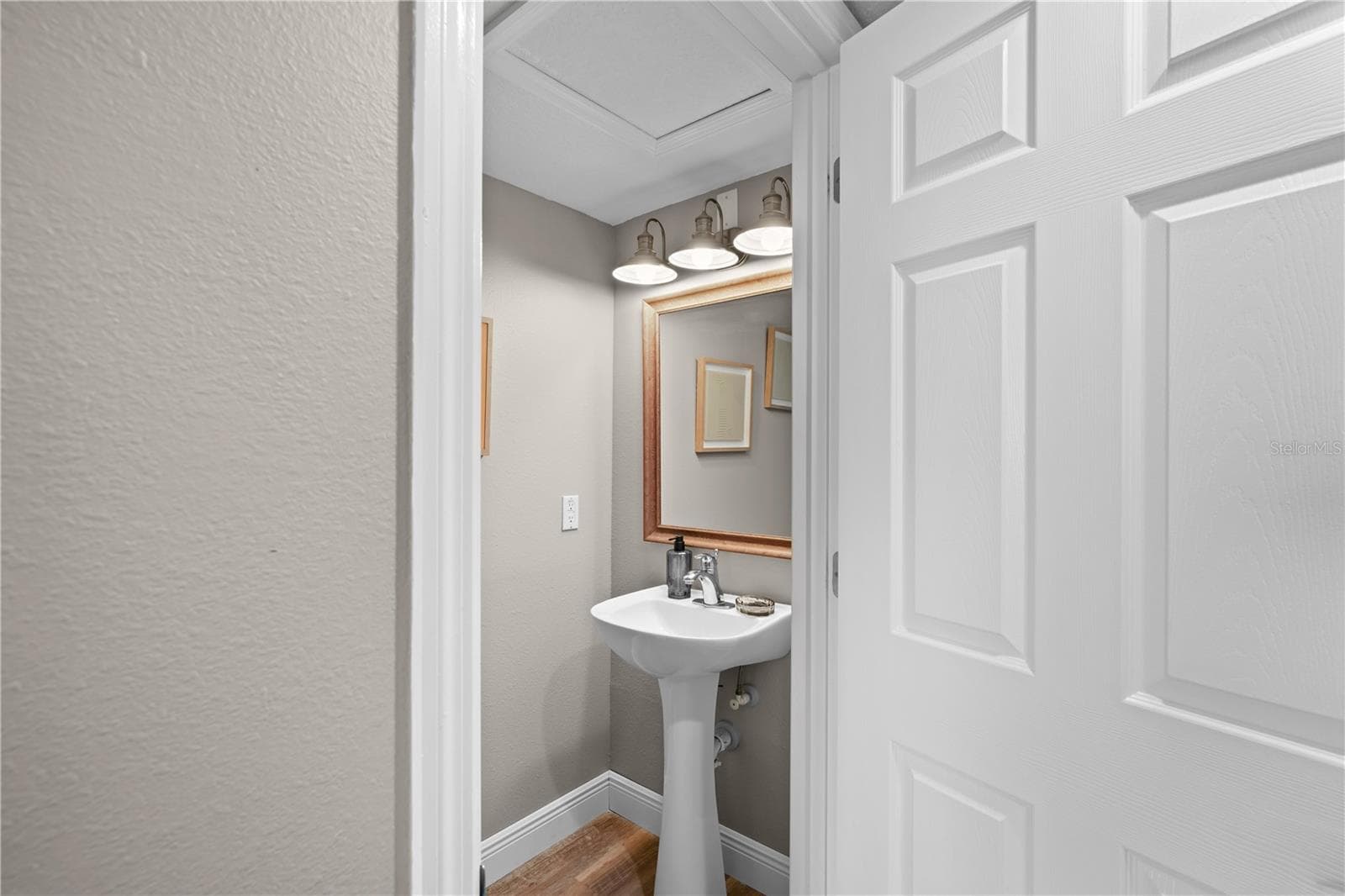 Separate Water Room in Primary Bathroom - 148 VISTA VIEW AVE, EAGLE LAKE