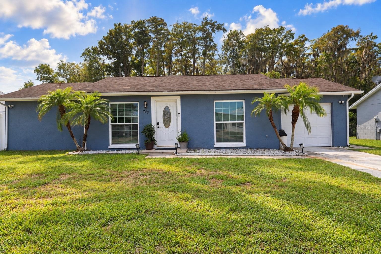 Single Family Residence at 256 LA PAZ DR, KISSIMMEE, photo 2 of 37