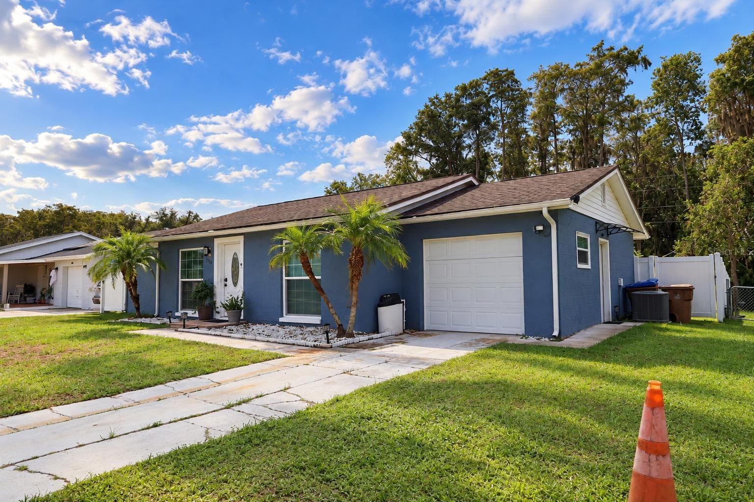 Single Family Residence at 256 LA PAZ DR, KISSIMMEE, photo 4 of 37