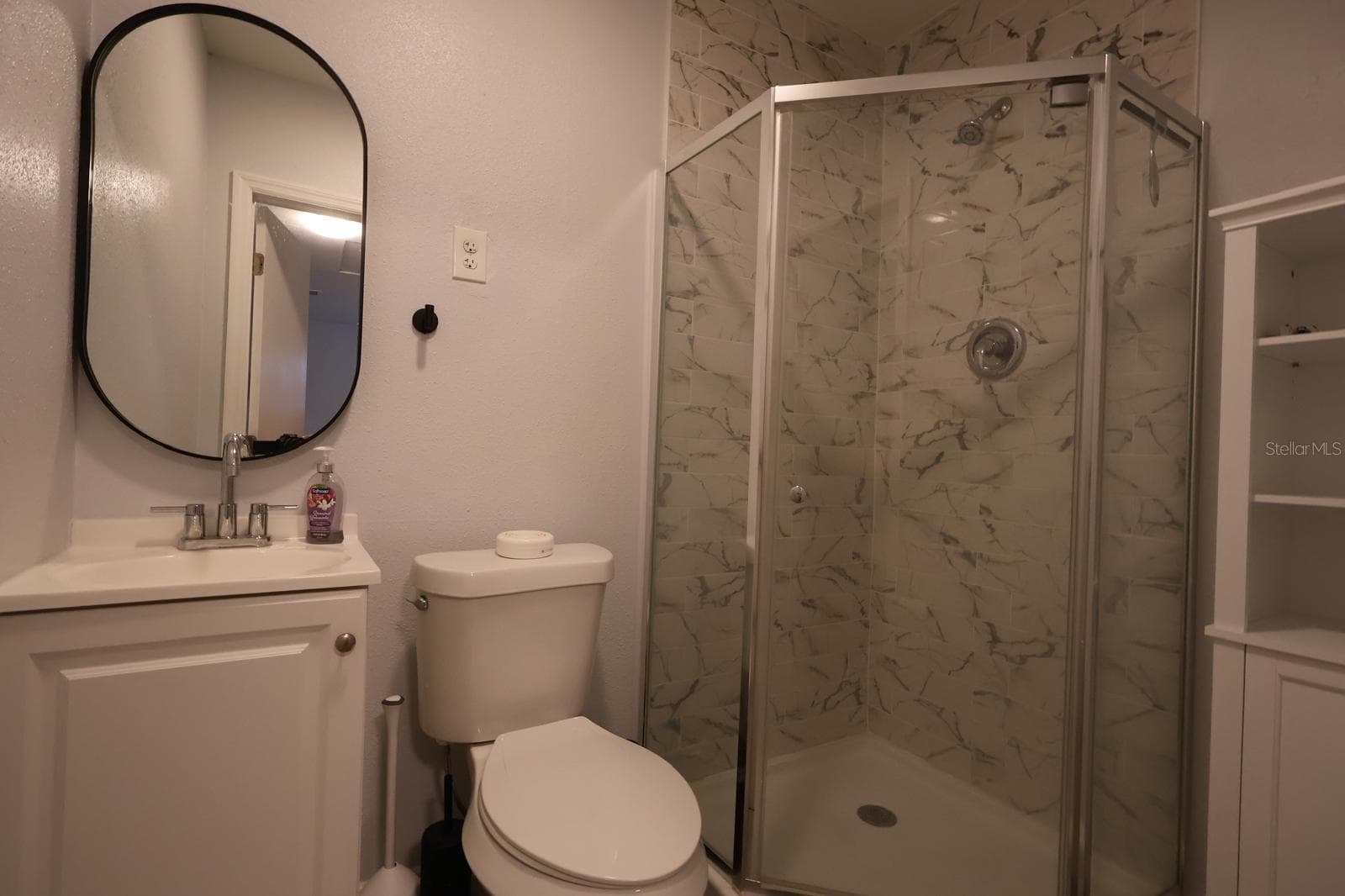 Single Family Residence at 256 LA PAZ DR, KISSIMMEE, photo 32 of 37