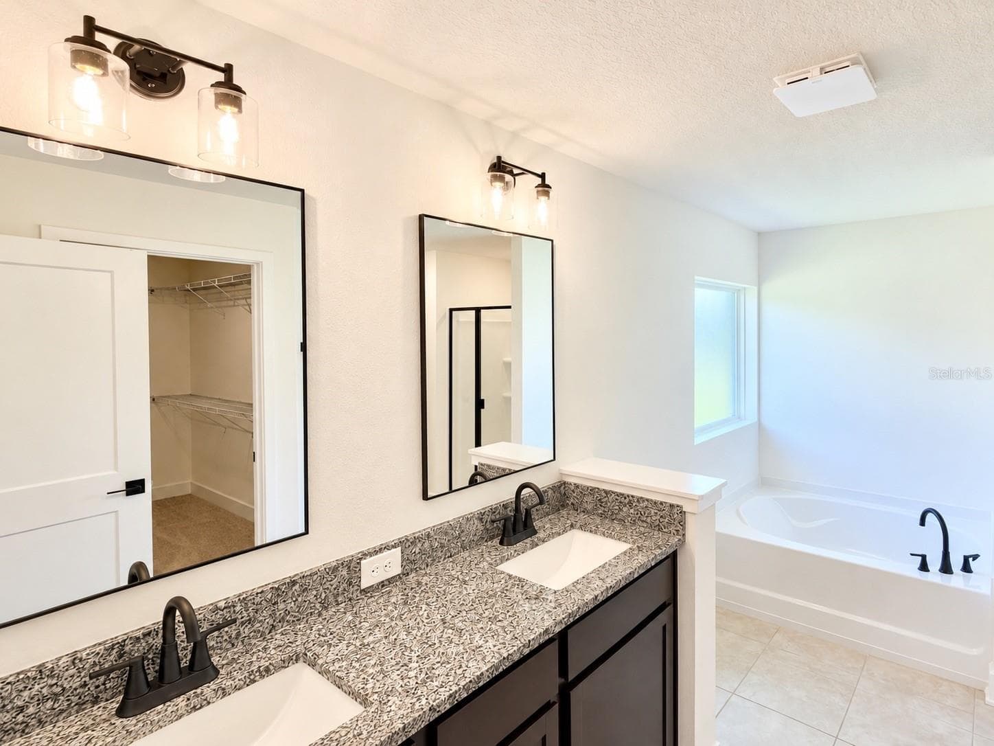 Single Family Residence at 7696 BENT TREE LOOP, HARMONY, photo 15 of 20