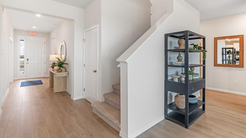 Single Family Residence at 4507 COASTAL STORM GLN, PALMETTO, photo 3 of 36