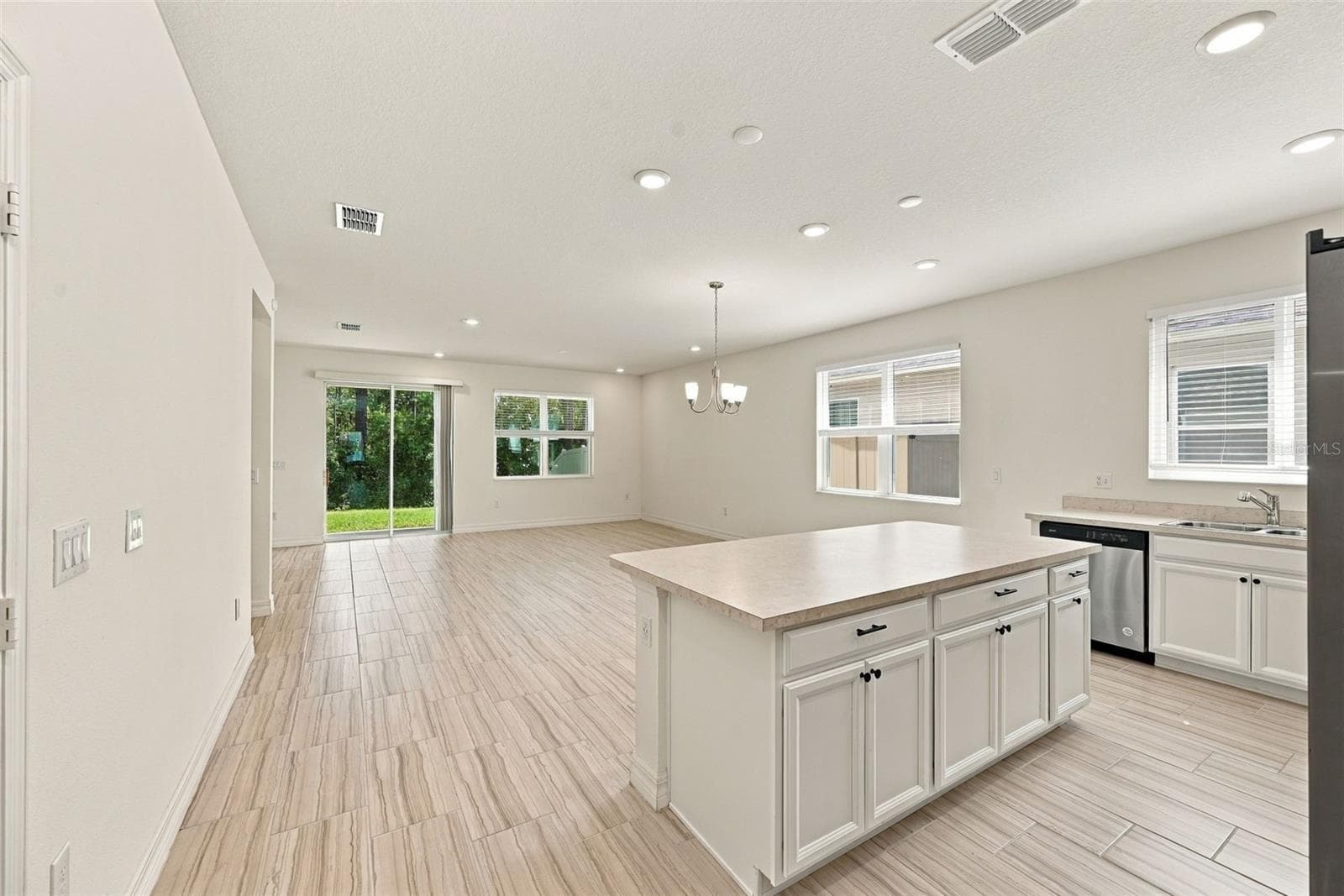 Single Family Residence at 2856 SANCTUARY DR, CLERMONT, photo 7 of 41